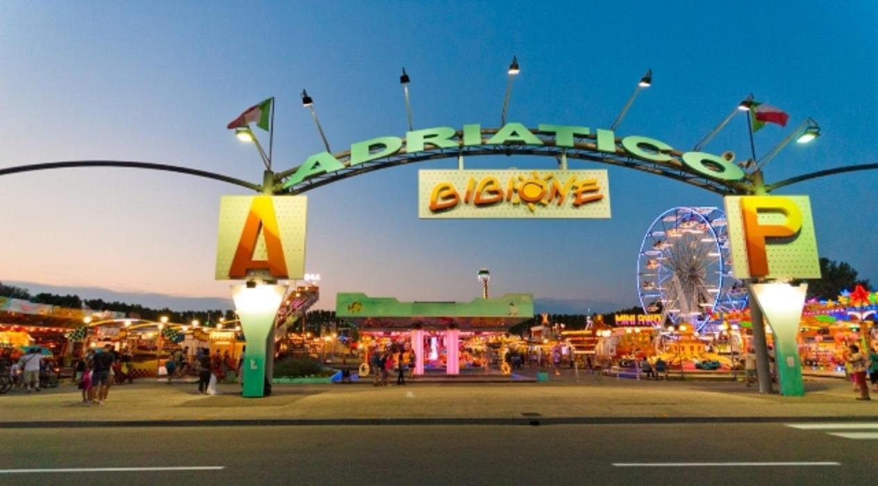 Appartamenti Sanian Bibione Exteriör bild